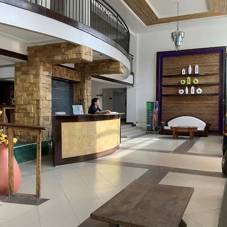 Tlt Condotl At Kiener Hills Condominium Lapu-Lapu City Esterno foto